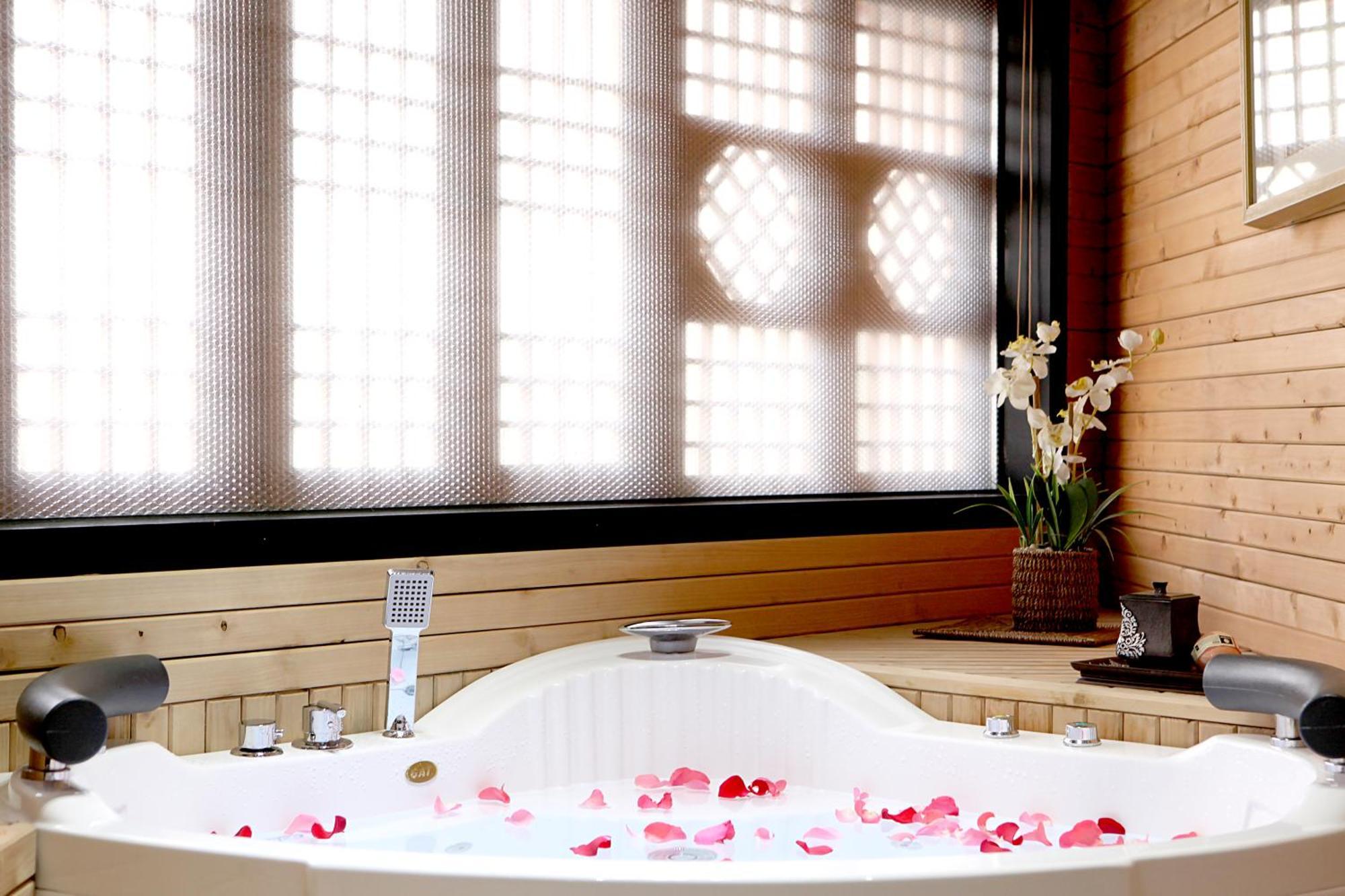 Jeonju Hanok Taejogung Hotel Rum bild
