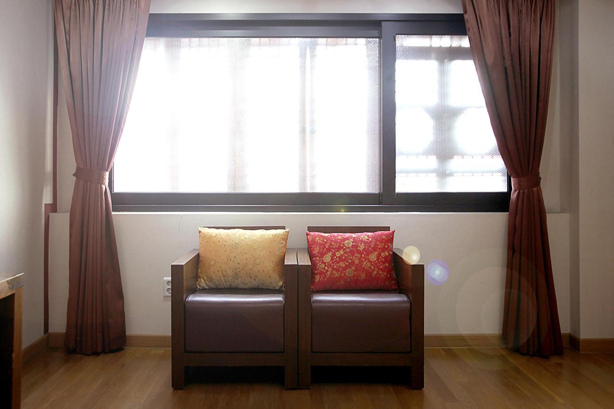 Jeonju Hanok Taejogung Hotel Rum bild