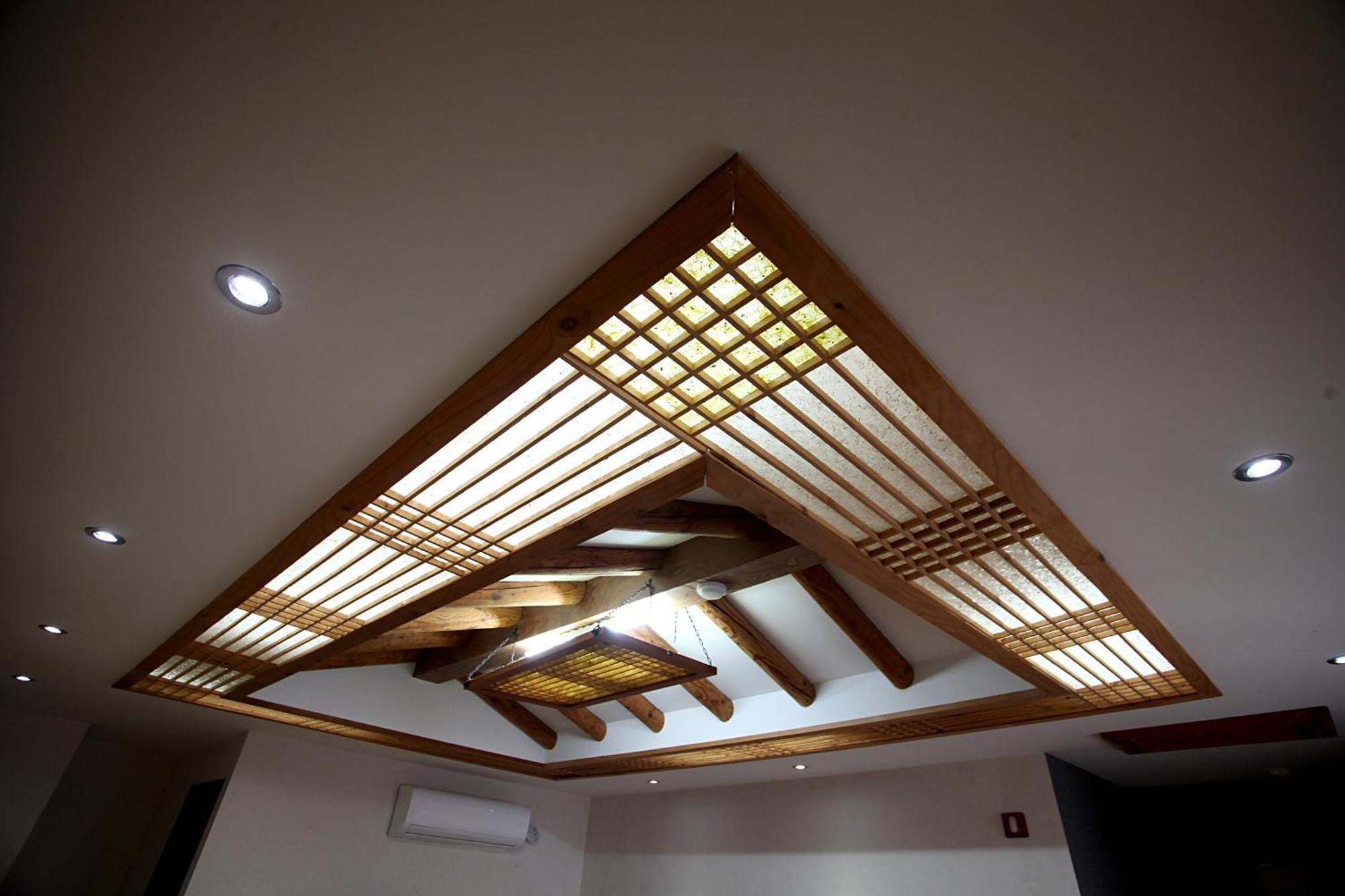 Jeonju Hanok Taejogung Hotel Rum bild